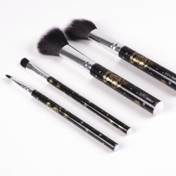 SET DE BELLEZA NECESER 4 PIEZAS HARRY POTTER