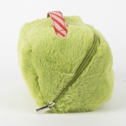 NECESER ASEO VIAJE THE GRINCH