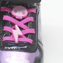 DEPORTIVA SUELA PVC CON LUCES BASKETBALL HELLO KITTY KUROMI