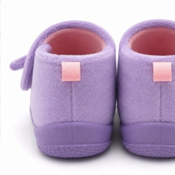 ZAPATILLAS DE CASA MEDIA BOTA APLICACIONES HELLO KITTY KUROMI